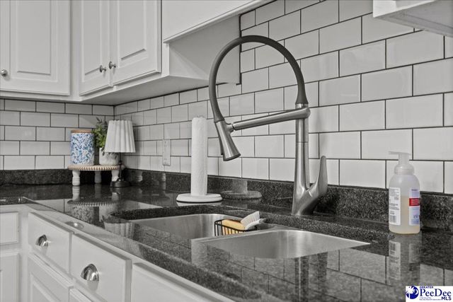 819 Vintage Drive, Florence, SC 29501