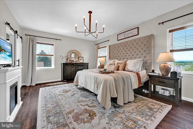 643 RIDGEVIEW RD S, Elizabethtown, PA 17022