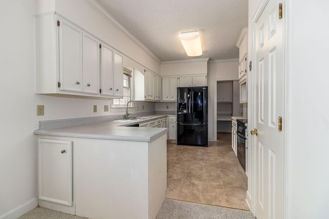 4212 Knollcrest Circle S, Martinez, GA 30907