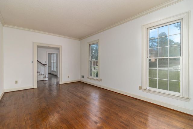 4212 Knollcrest Circle S, Martinez, GA 30907