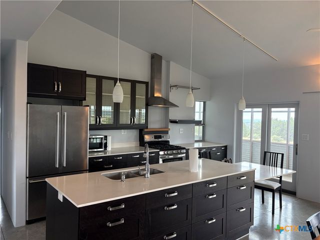 539 County Road 2001, Lampasas, TX 76550
