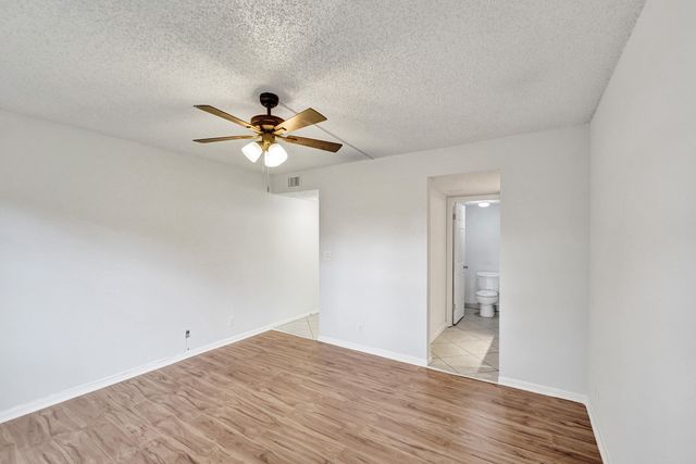 1100 NW 87th Avenue 208, Coral Springs, FL 33071