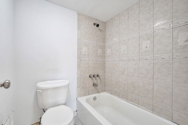 1100 NW 87th Avenue 208, Coral Springs, FL 33071