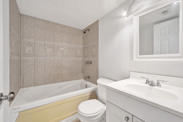 1100 NW 87th Avenue 208, Coral Springs, FL 33071