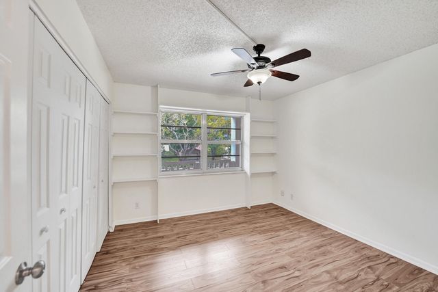 1100 NW 87th Avenue 208, Coral Springs, FL 33071