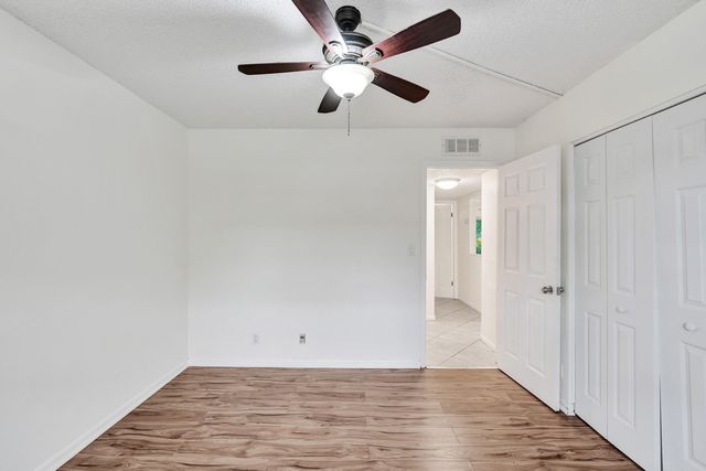 1100 NW 87th Avenue 208, Coral Springs, FL 33071