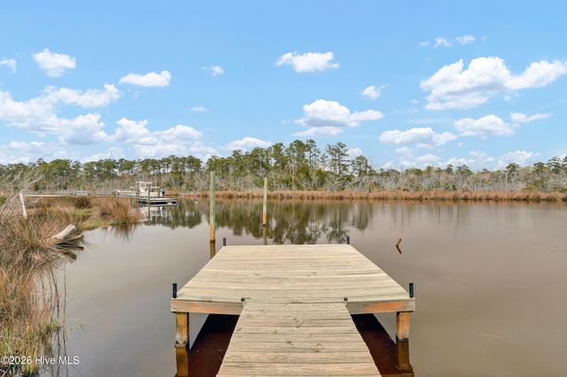 310 Milton Court, Sneads Ferry, NC 28460