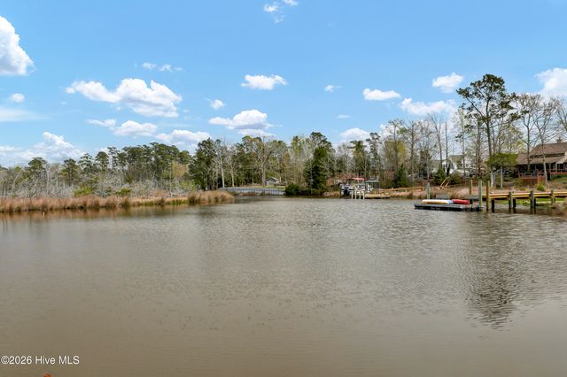 310 Milton Court, Sneads Ferry, NC 28460