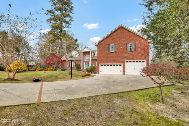 310 Milton Court, Sneads Ferry, NC 28460