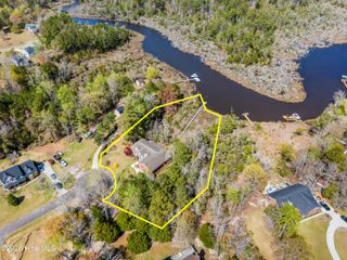 310 Milton Court, Sneads Ferry, NC 28460