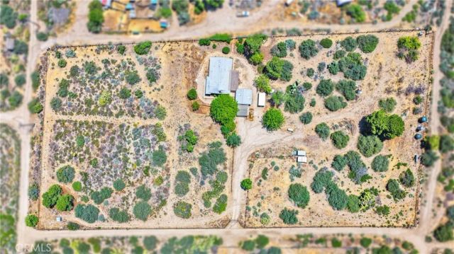 5500 Oil Well Road, Phelan, CA 92371