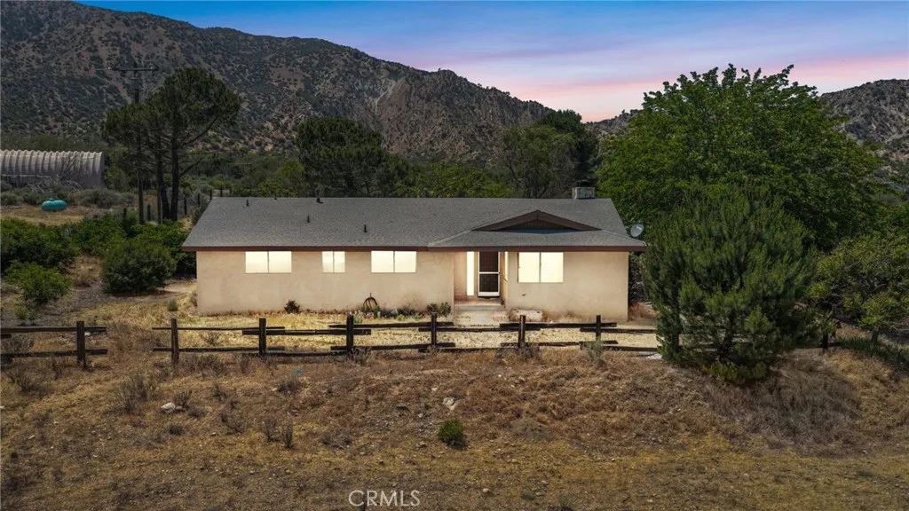 5500 Oil Well Road, Phelan, CA 92371