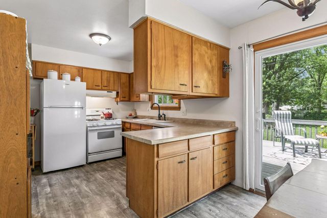 711 Saint Croix Street N, Hudson, WI 54016