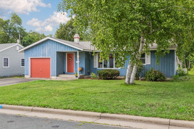 711 Saint Croix Street N, Hudson, WI 54016