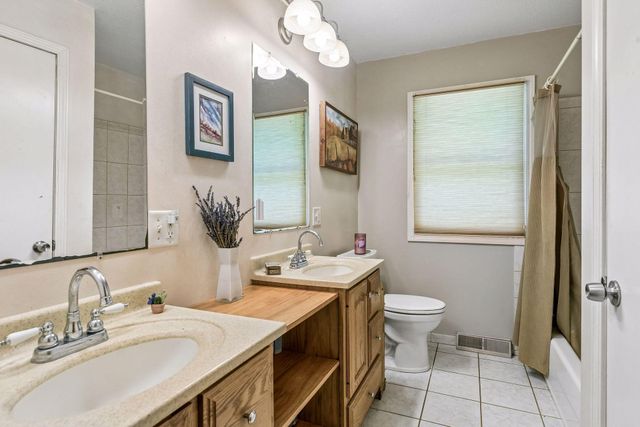 711 Saint Croix Street N, Hudson, WI 54016
