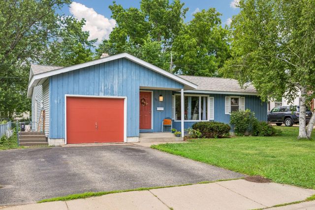 711 Saint Croix Street N, Hudson, WI 54016