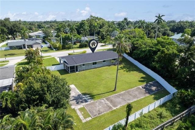 1380 Sunbury DR, Fort Myers, FL 33901
