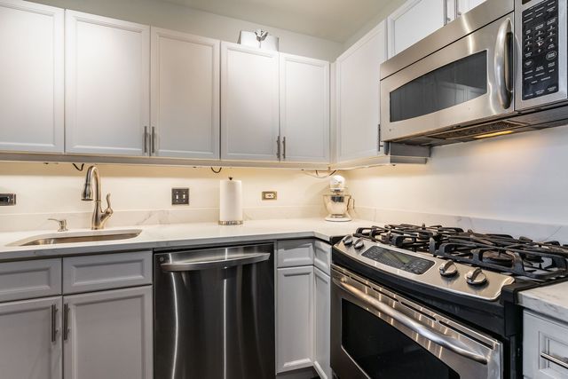 1632 S Indiana Avenue 302, Chicago, IL 60616