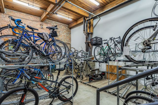 1632 S Indiana Avenue 302, Chicago, IL 60616