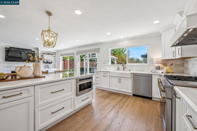 135 Tenby Terrace, Danville, CA 94506