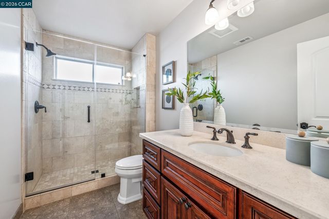 135 Tenby Terrace, Danville, CA 94506