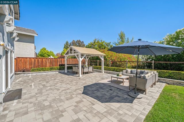 135 Tenby Terrace, Danville, CA 94506