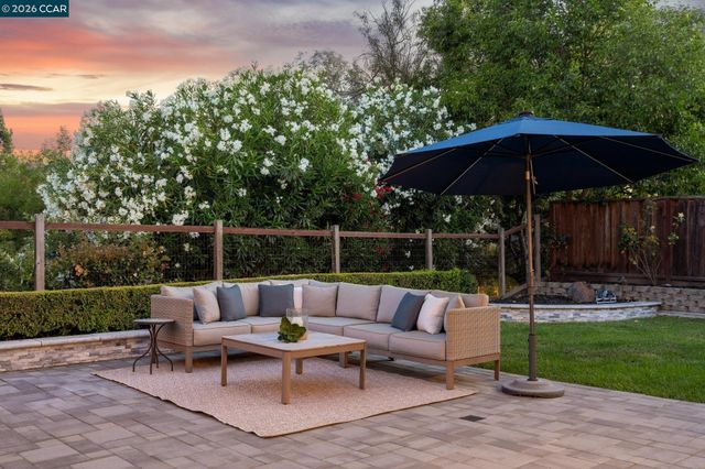 135 Tenby Terrace, Danville, CA 94506