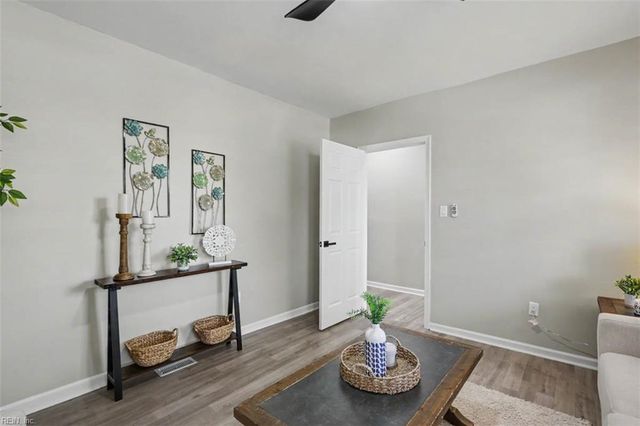 323 Poplar AVE, Newport News, VA 23607