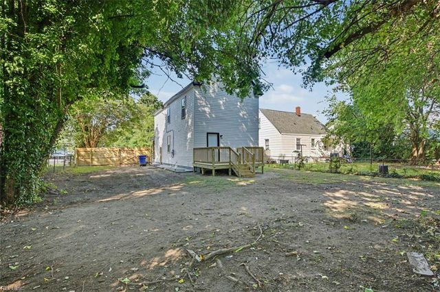 323 Poplar AVE, Newport News, VA 23607