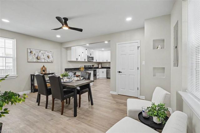 323 Poplar AVE, Newport News, VA 23607