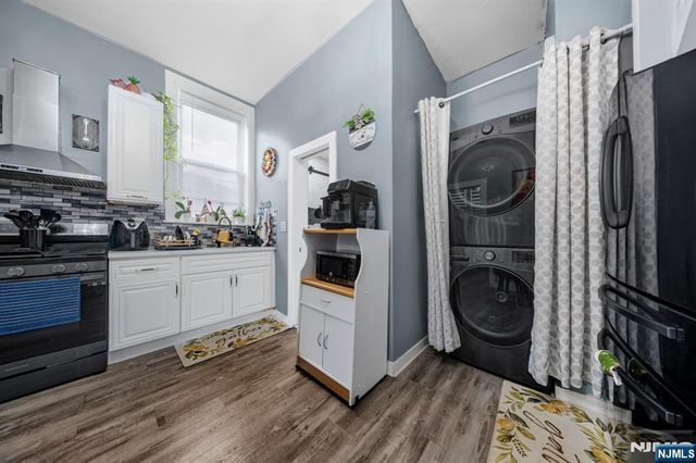 1425 48th Street, North Bergen, NJ 07047