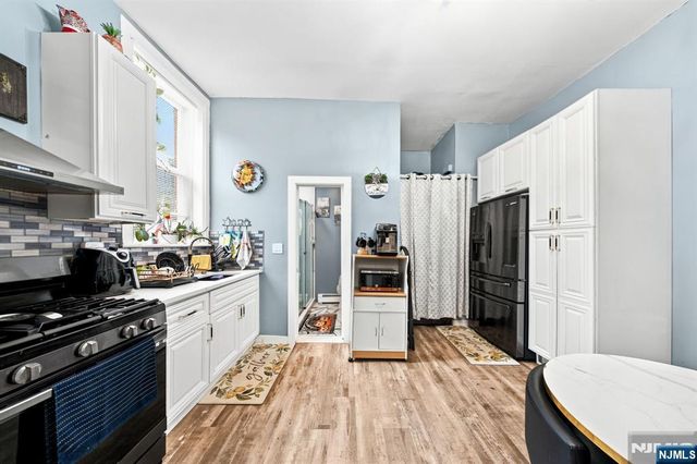 1425 48th Street, North Bergen, NJ 07047