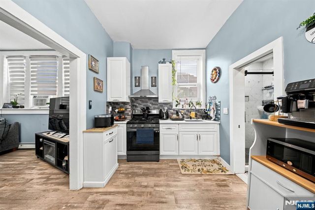 1425 48th Street, North Bergen, NJ 07047