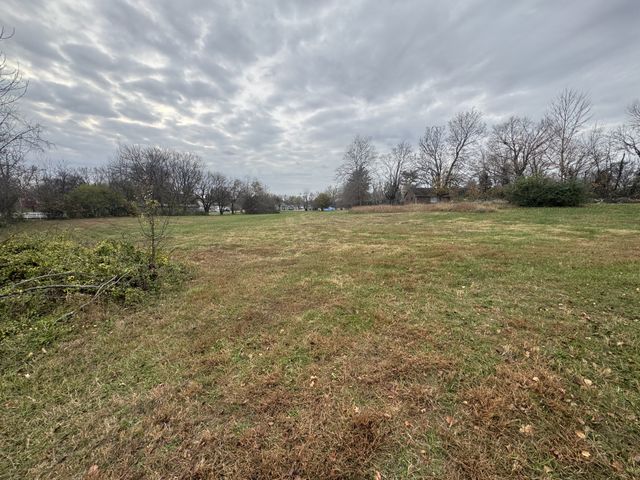 405 College St, Portland, TN 37148