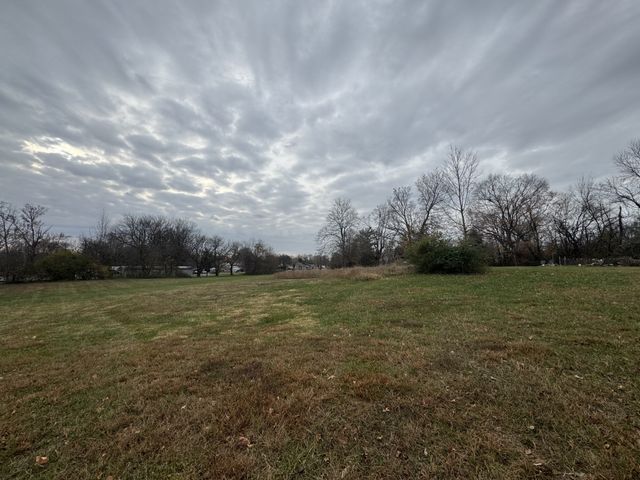 405 College St, Portland, TN 37148