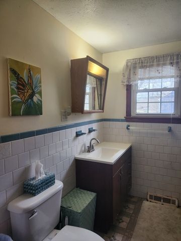 857 South St, Bridgewater, MA 02324