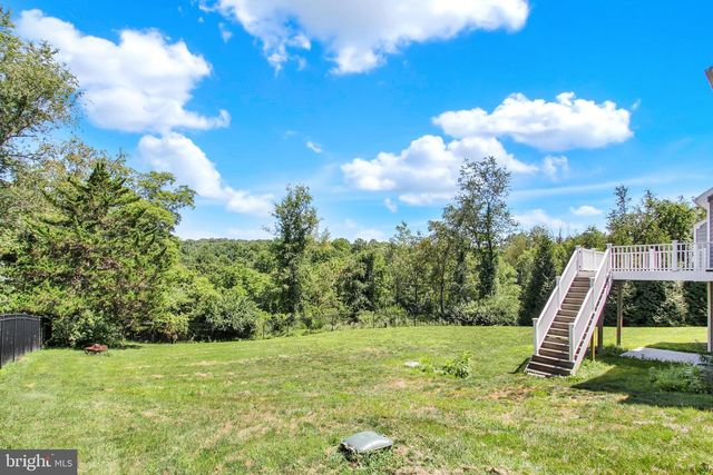 1950 OAKWOOD DR, Hanover, PA 17331