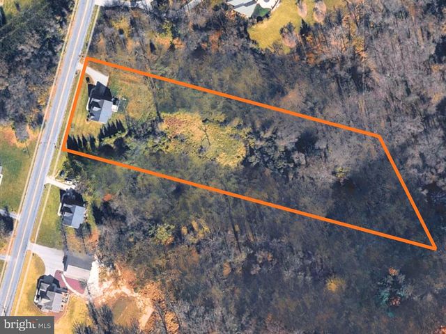 1950 OAKWOOD DR, Hanover, PA 17331