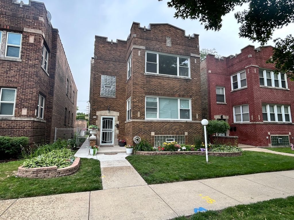 7546 S Wentworth Avenue 1, Chicago, IL 60620