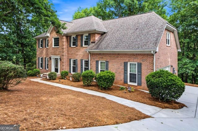 5525 Hampstead Way, Johns Creek, GA 30097