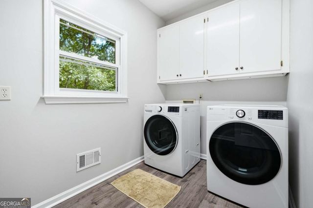 5525 Hampstead Way, Johns Creek, GA 30097