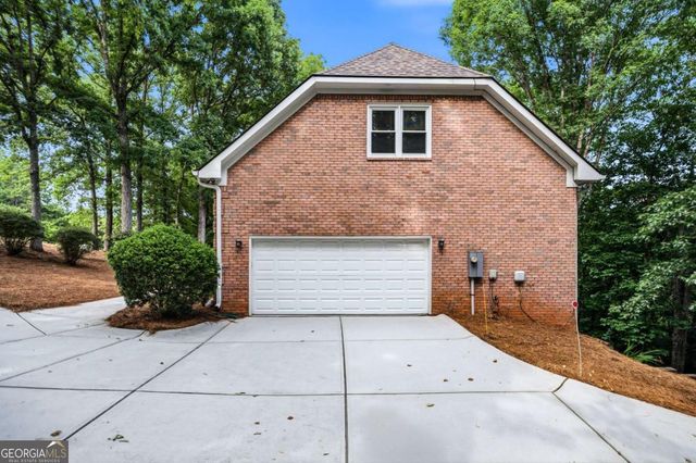 5525 Hampstead Way, Johns Creek, GA 30097