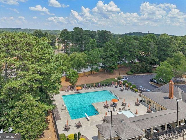 5525 Hampstead Way, Johns Creek, GA 30097