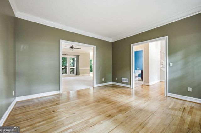 5525 Hampstead Way, Johns Creek, GA 30097