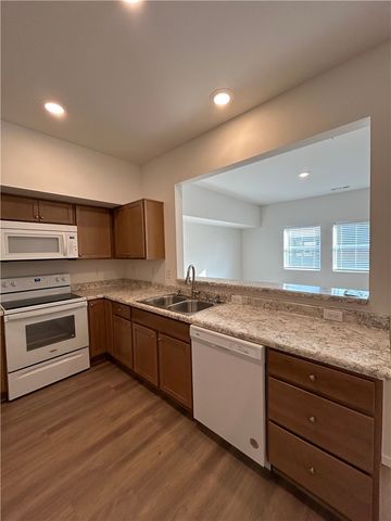 2806 W Mockingbird Lane, Rogers, AR 72756