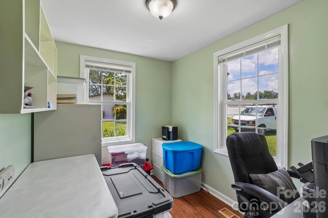 210 Leigh Anne Lane, Horse Shoe, NC 28742