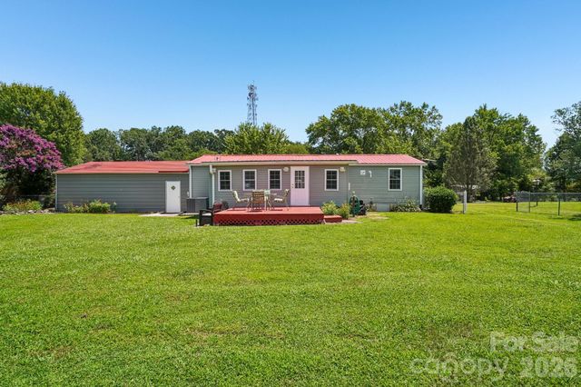 210 Leigh Anne Lane, Horse Shoe, NC 28742