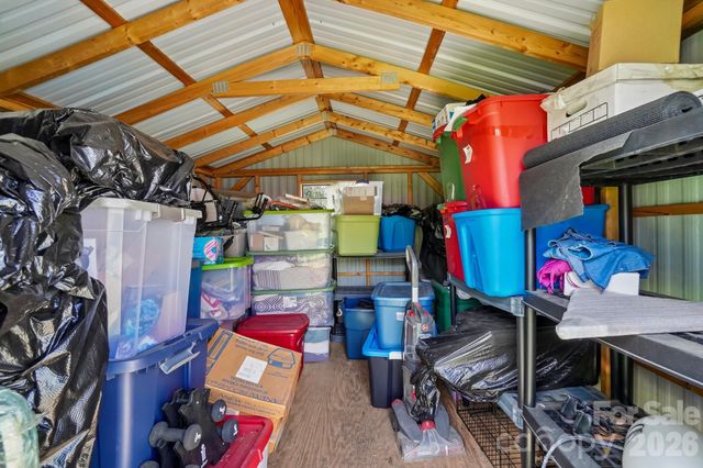 210 Leigh Anne Lane, Horse Shoe, NC 28742