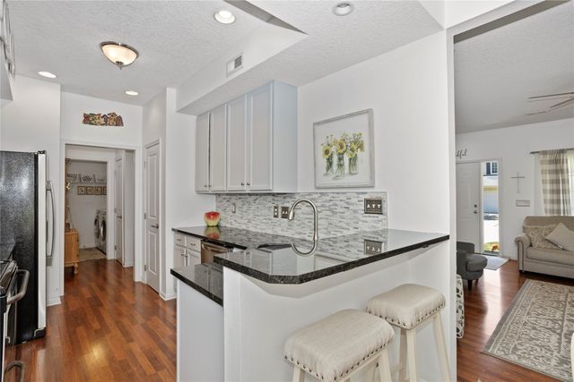 2749 NW 155th Street, Clive, IA 50325