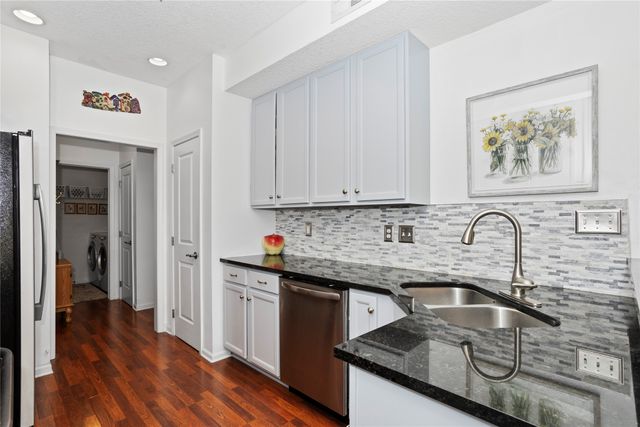 2749 NW 155th Street, Clive, IA 50325